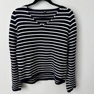 Uniqlo Nautical Stripe V Neck Sweater Women’s Medium Navy White